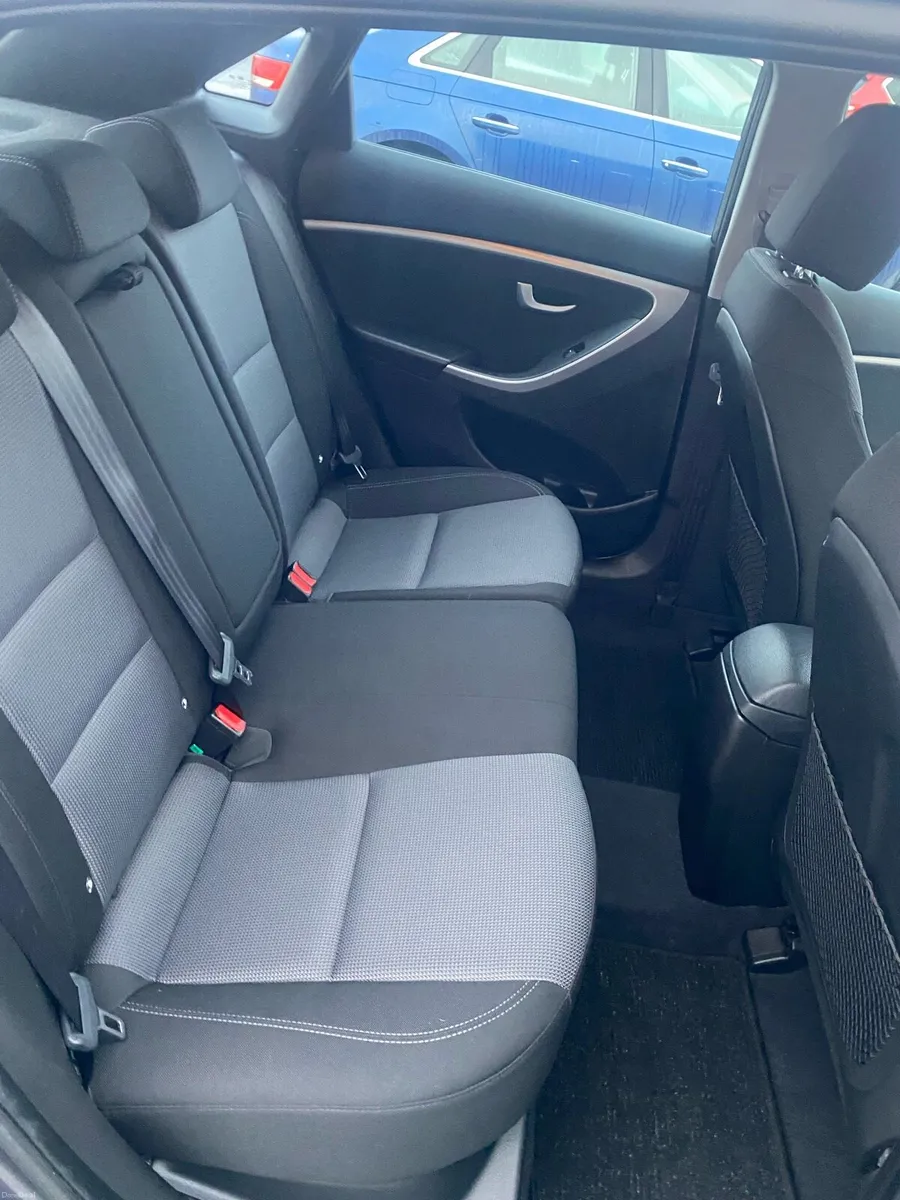 Hyundai i30 - Image 5