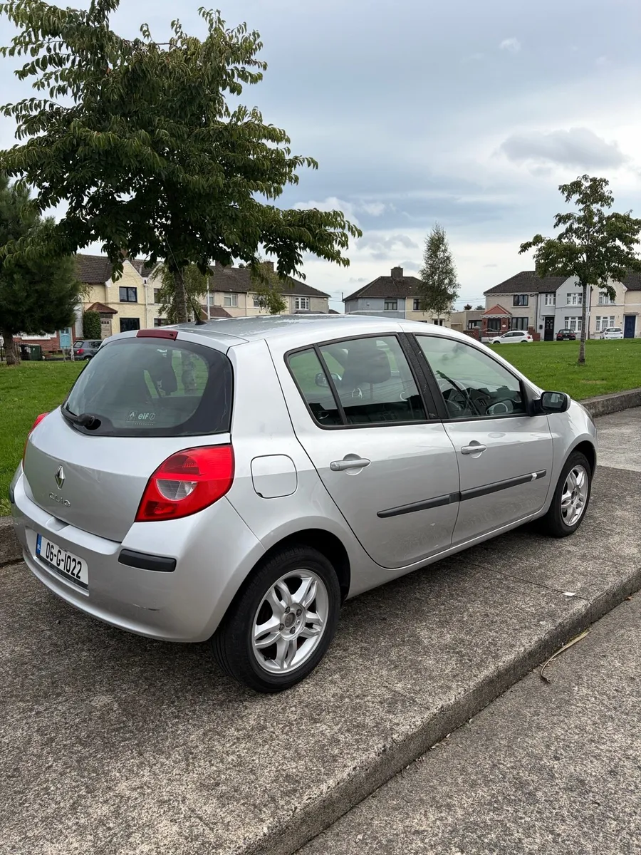 Renault Clio - Image 5