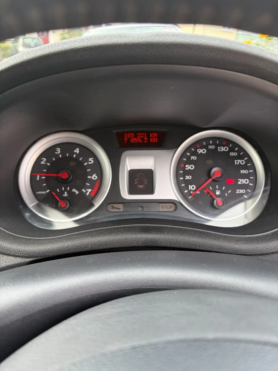 Renault Clio - Image 6