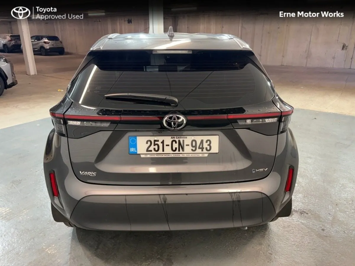 Toyota Yaris Cross YARIS CROSS LUNA - Image 4