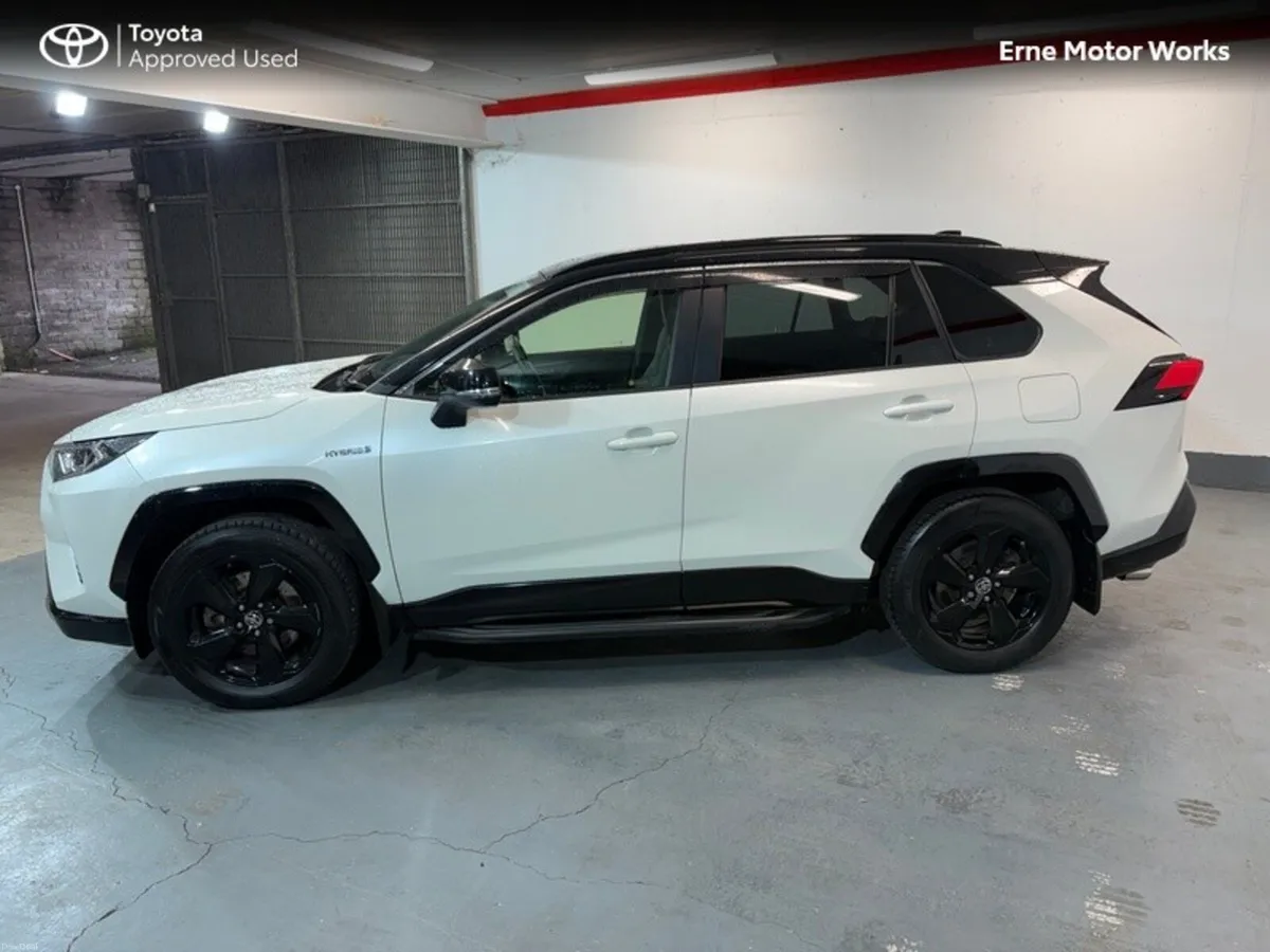 Toyota RAV4 RAV4 HYBRID SPORT - Image 2