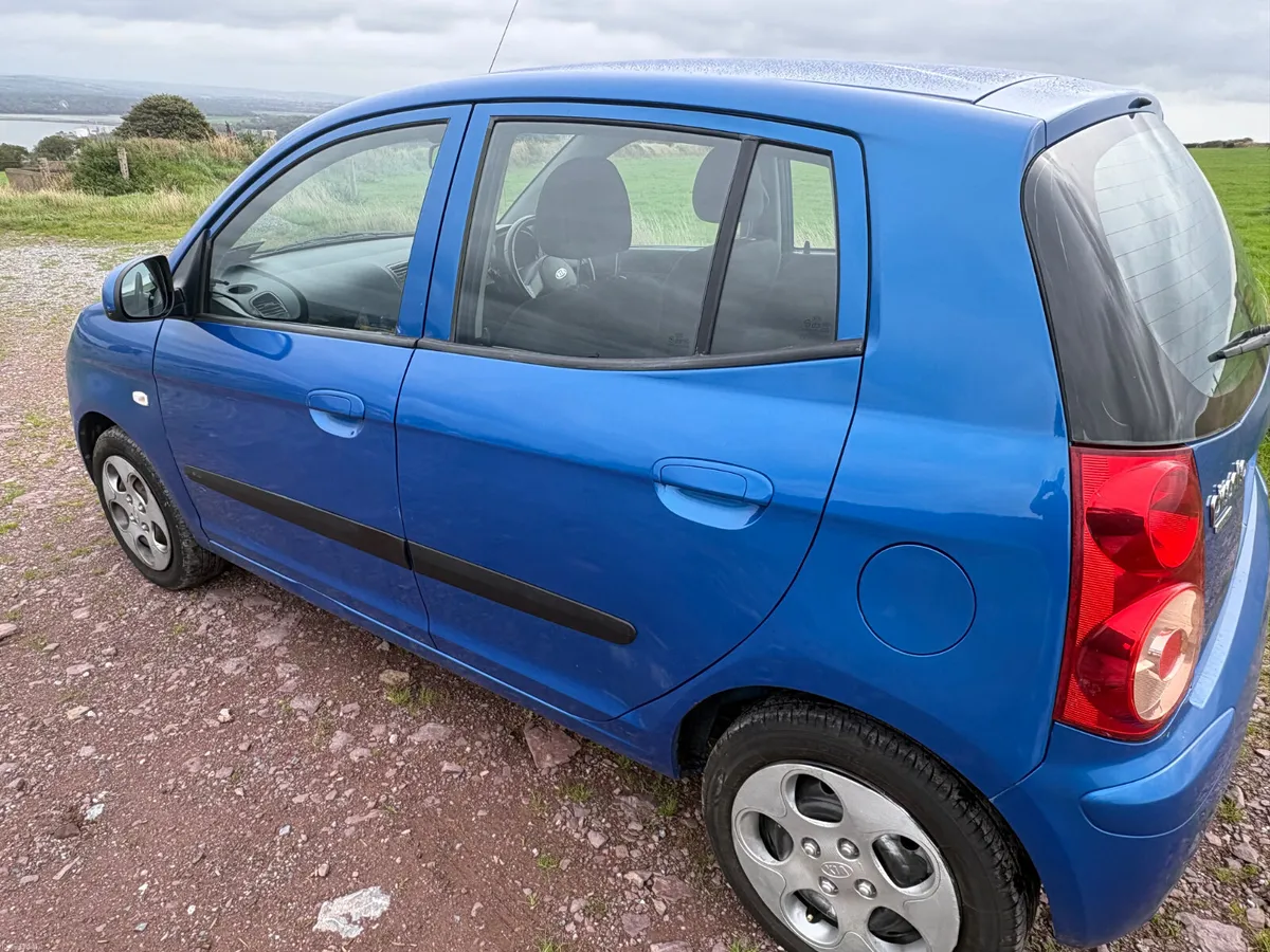Kia Picanto 2010 Automatic - Image 2