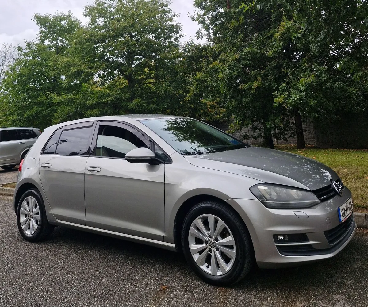132 Volkswagen Golf 1.2 Tsi, Automatic DSG, Low Mi - Image 1