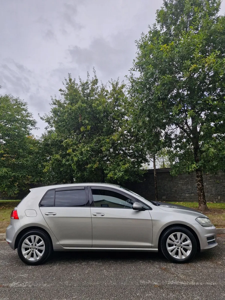132 Volkswagen Golf 1.2 Tsi, Automatic DSG, Low Mi - Image 3