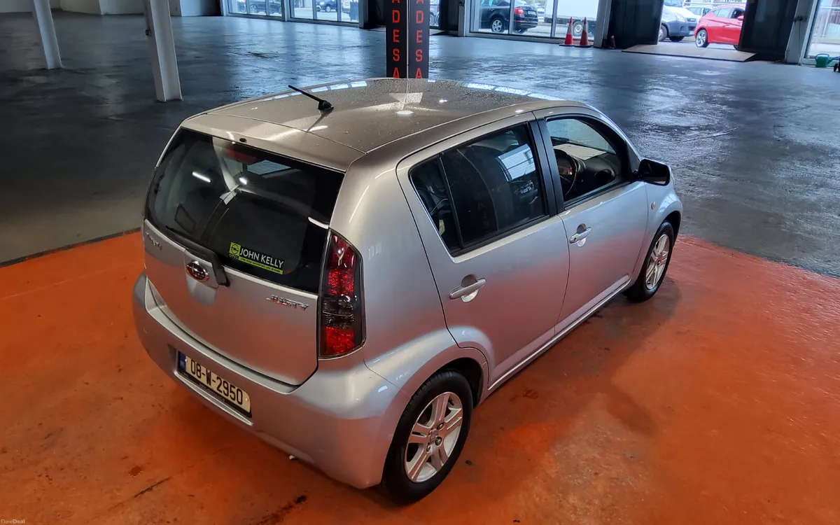 Subaru Justy 2008 - Image 2