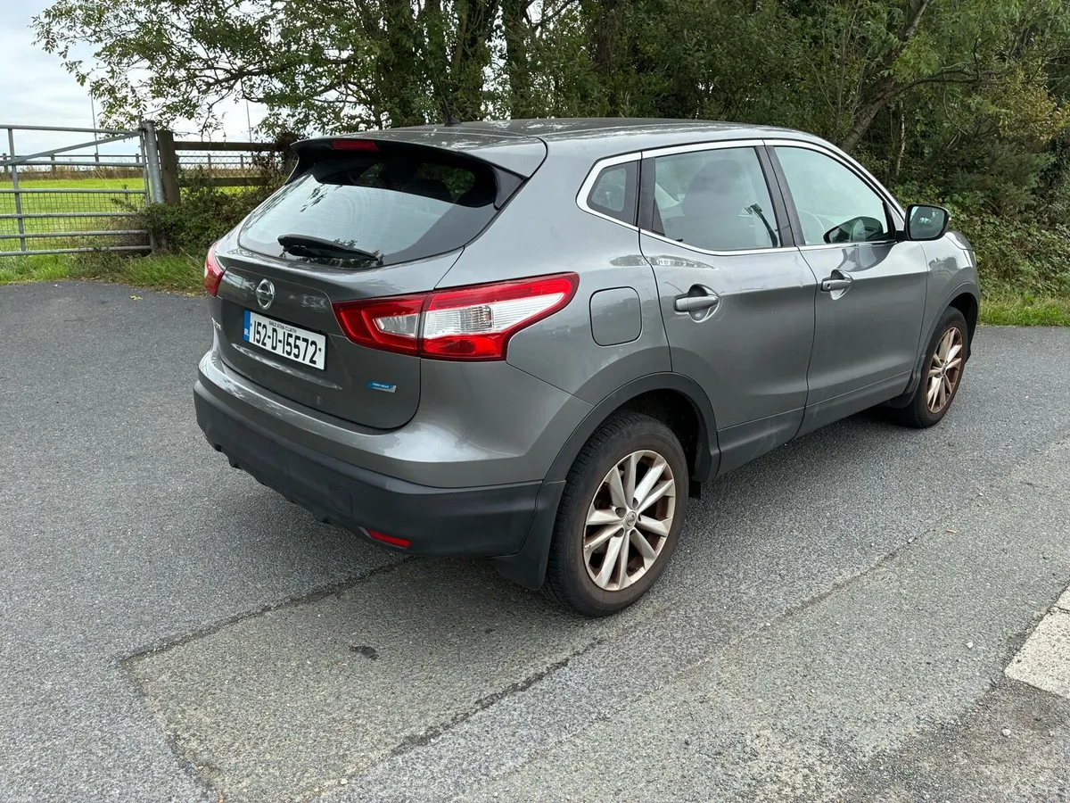 2015 Nissan Qashqai - Image 2