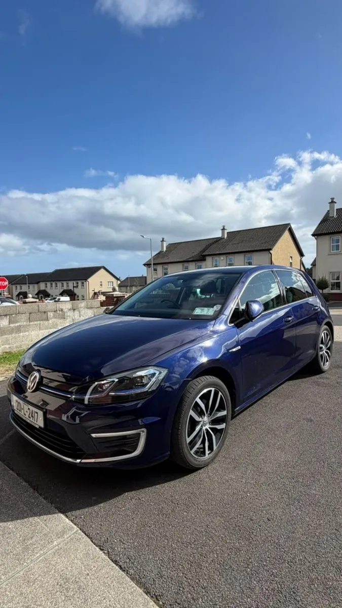 E-Golf 2020 - Only 47km - Image 5