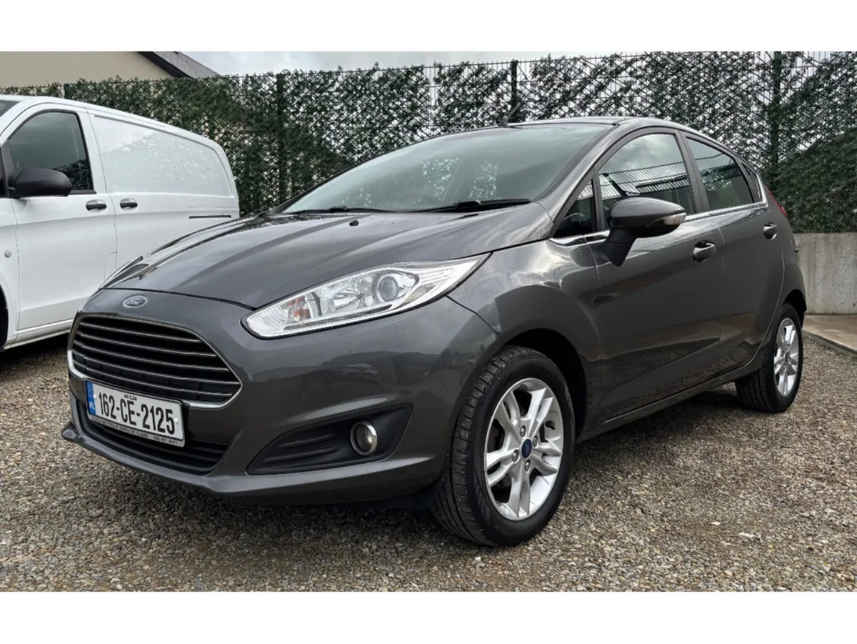 Ford Fiesta 1.25 ZETEC 82PS 5DR ARGENTO - Image 3