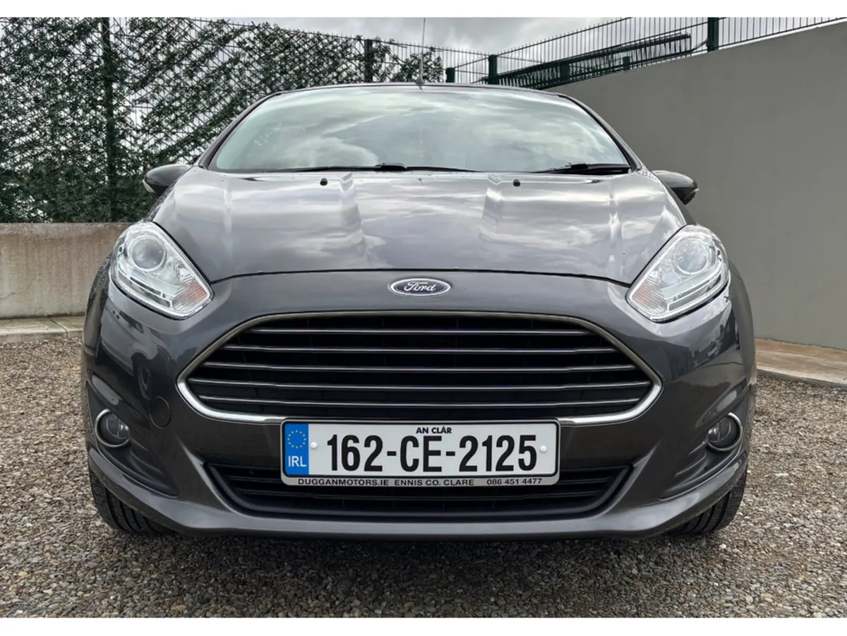 Ford Fiesta 1.25 ZETEC 82PS 5DR ARGENTO - Image 2