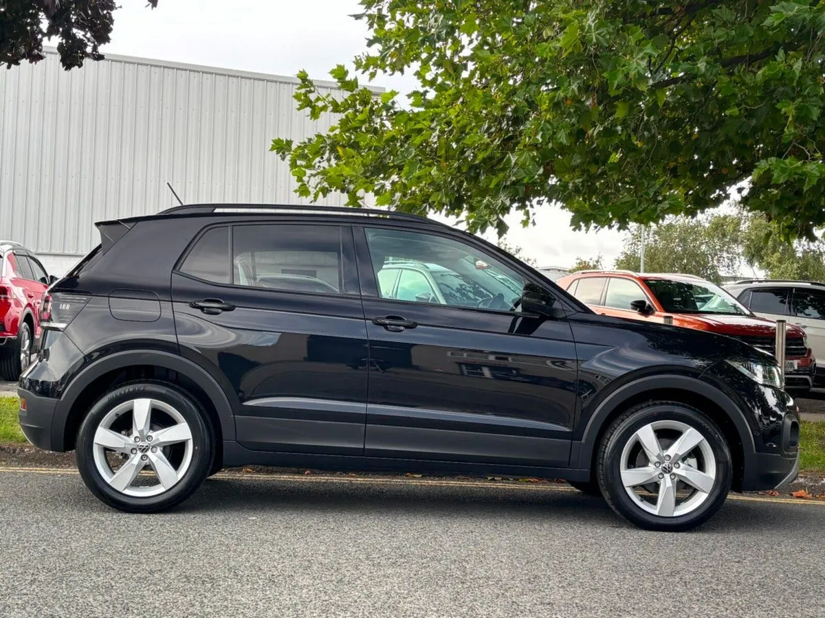 Volkswagen T-Cross 1.0 TSI FIRST EDITION PETROL AU - Image 3