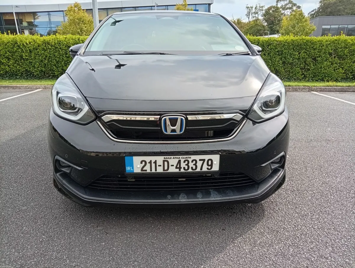 211 Honda Fit 1.5 Self Charging Hybrid High Spec - Image 3