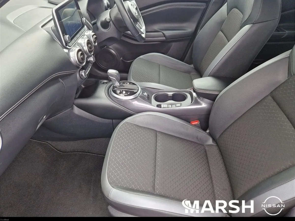 Nissan Juke 1.6 HYBRID SV PREMIUM 5DR - Image 4
