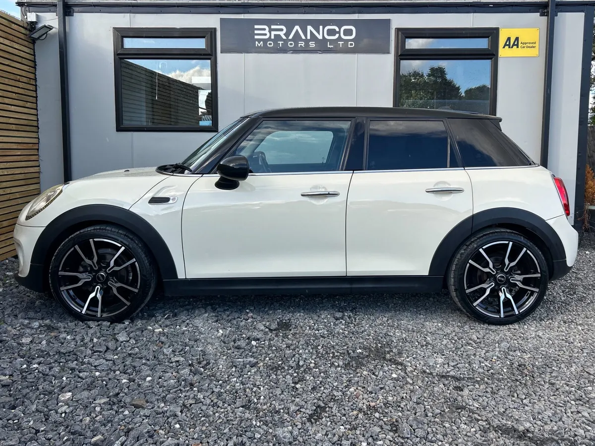 Mini Cooper D Auto 2017 - Image 5