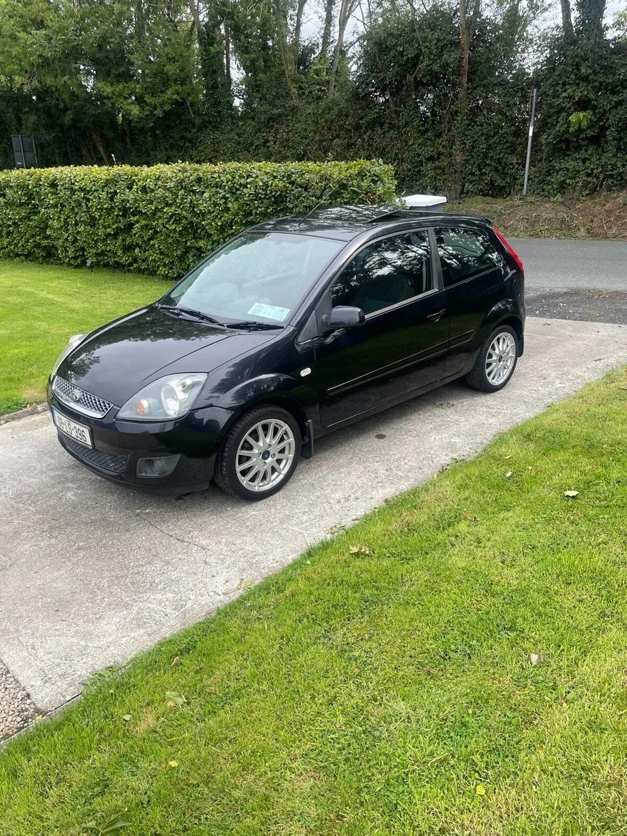 Car - Image 2