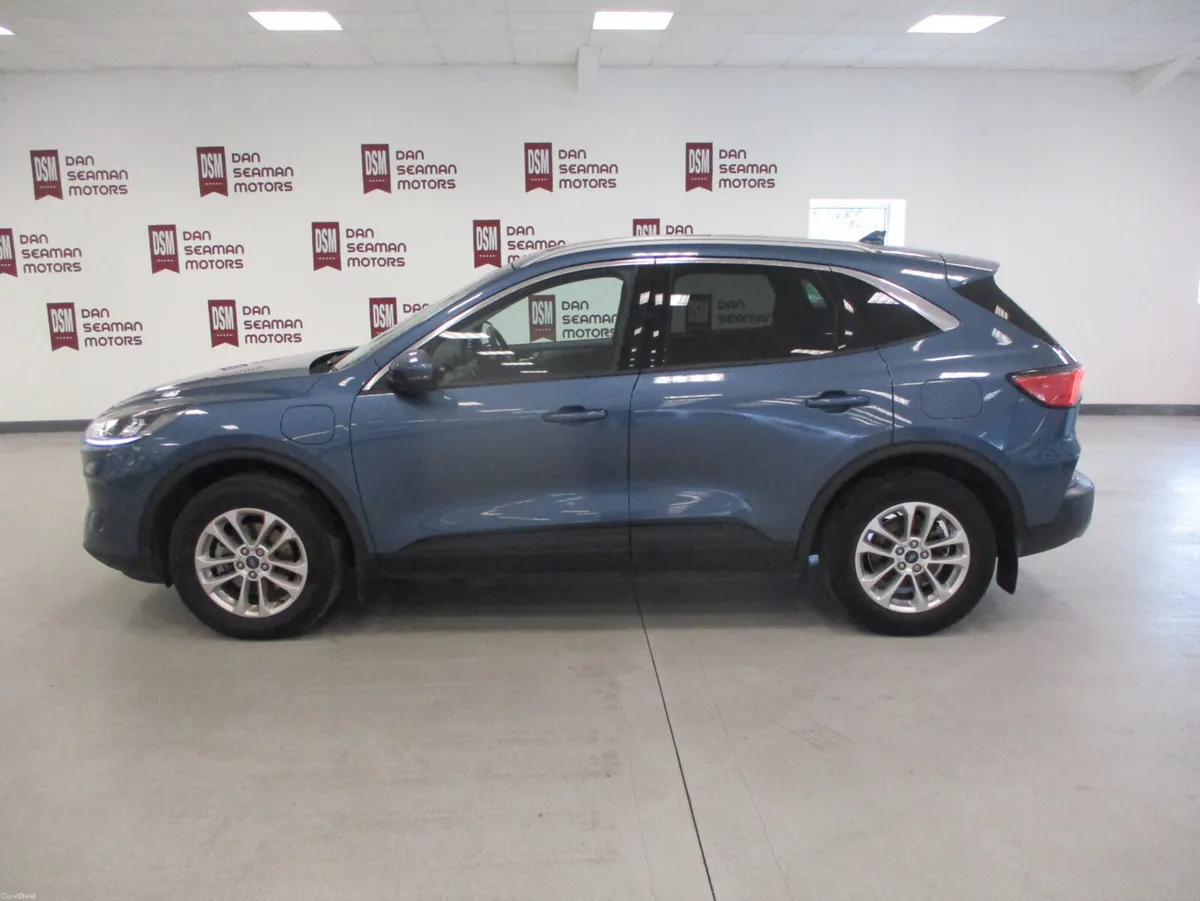 Ford Kuga Titanium PHEV 2024 - Image 1