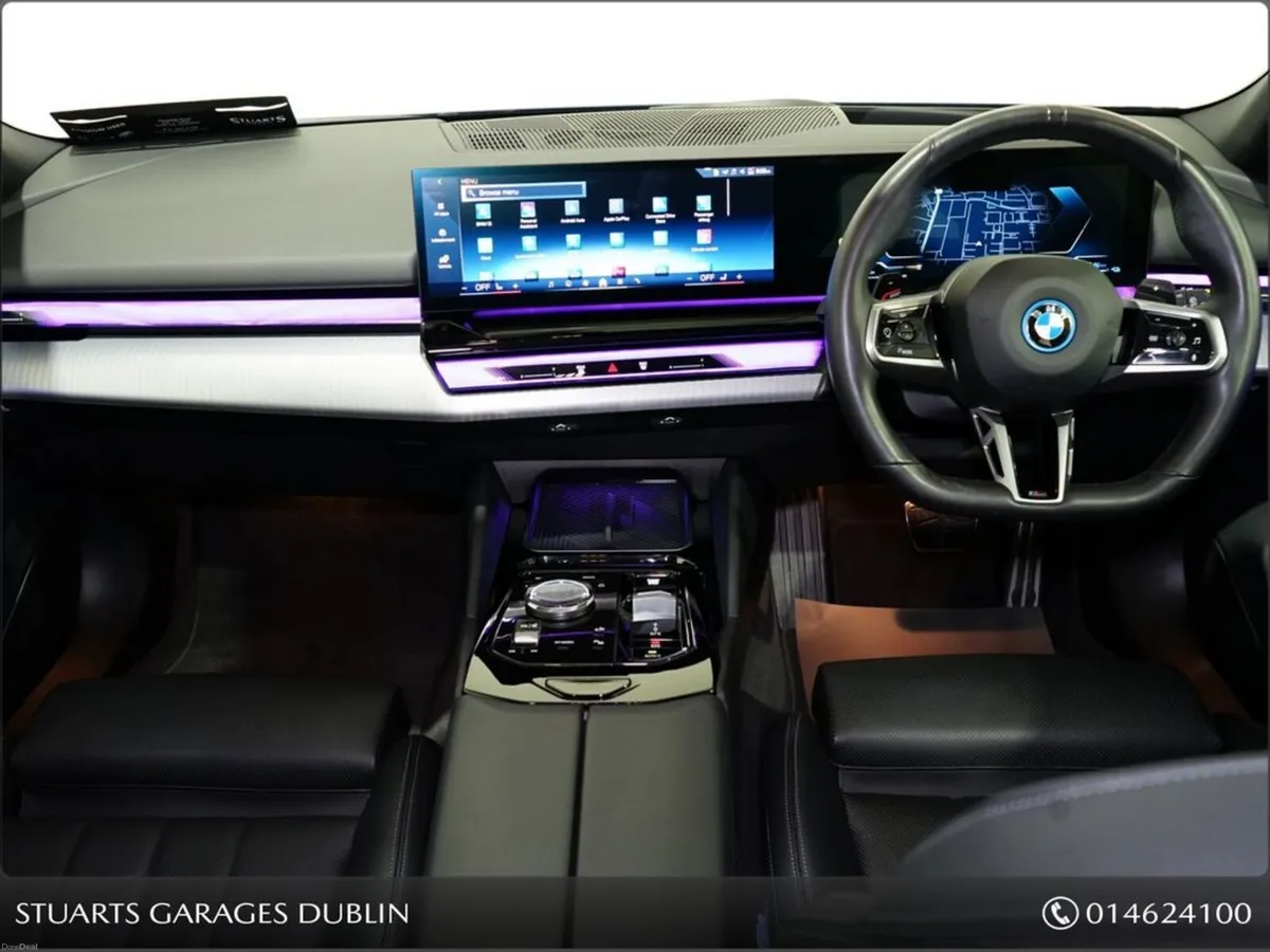 BMW 5-Series 252 REG: PANORAMIC ROOF, COMFORT PACK - Image 4
