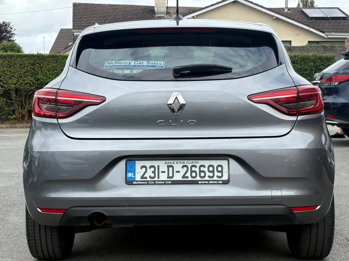 231 Renault Clio Equilibre 1.0 Petrol - Image 6