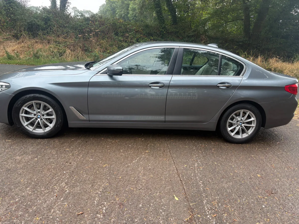 BMW 5-Series 2018 Automatic - Image 4