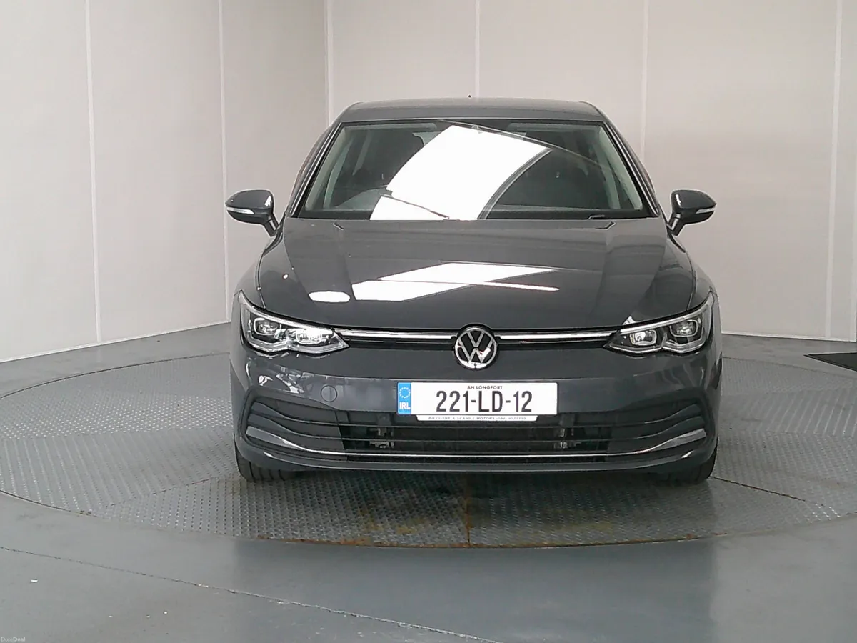 Volkswagen Golf 2022 - Image 2