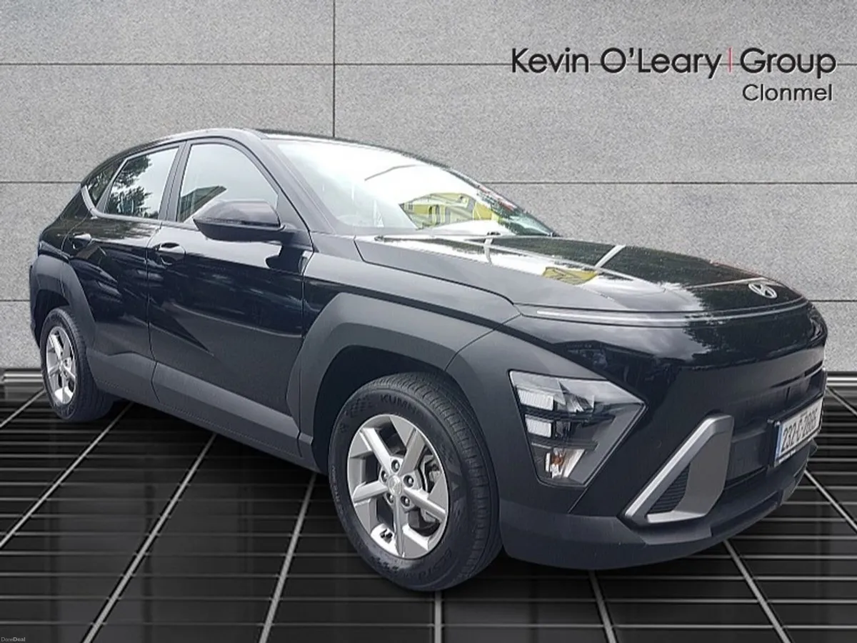 Hyundai KONA 1.6 HYBRID Signature Auto - Image 1