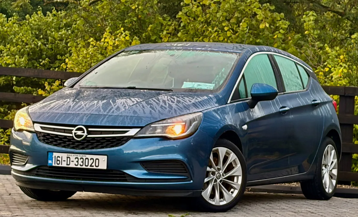 Opel Astra 2016 - Image 2