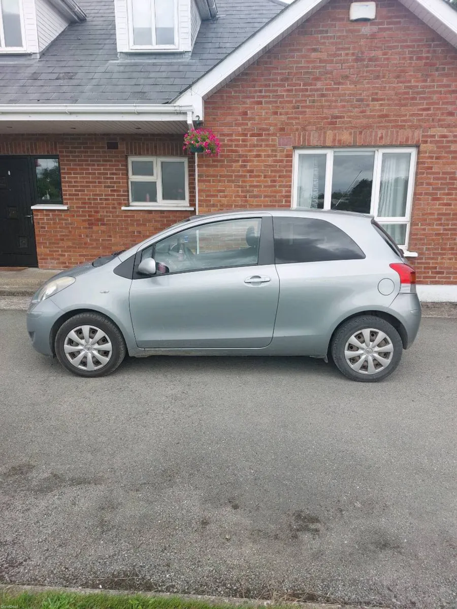 Toyota Yaris - Image 3