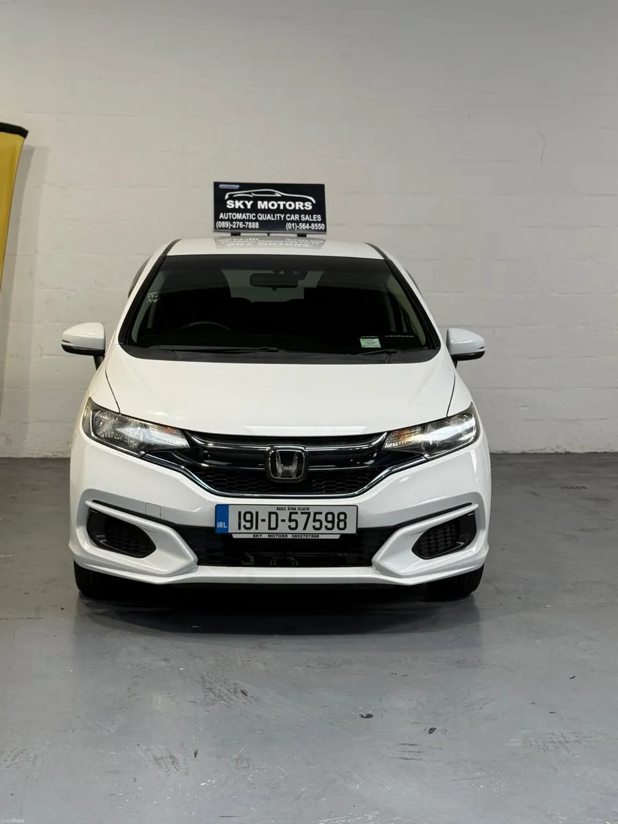 2019 Honda Fit 1.5 Hybrid Automatic,CarPlay, - Image 2