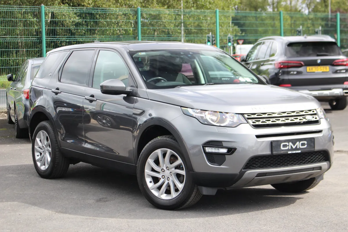 Land Rover Discovery 2018 7 SEATS - Image 1
