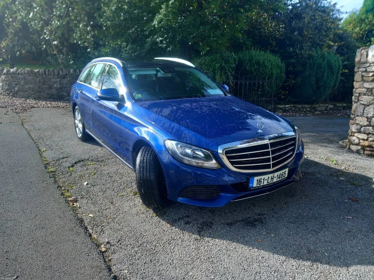 Car - Image 4