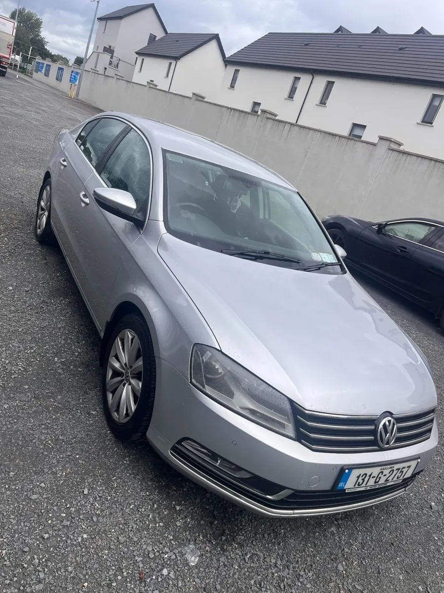 Volkswagen Passat 2013 - Image 1