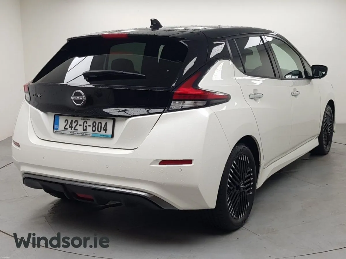 Nissan Leaf Leaf SV Premium 40 kWh - Image 2