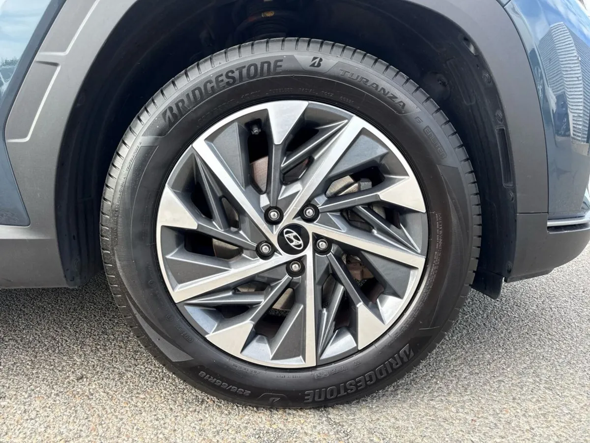 Hyundai Tucson 2WD Executive - Image 5