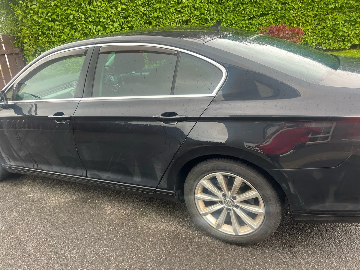 Car for sale - Image 4
