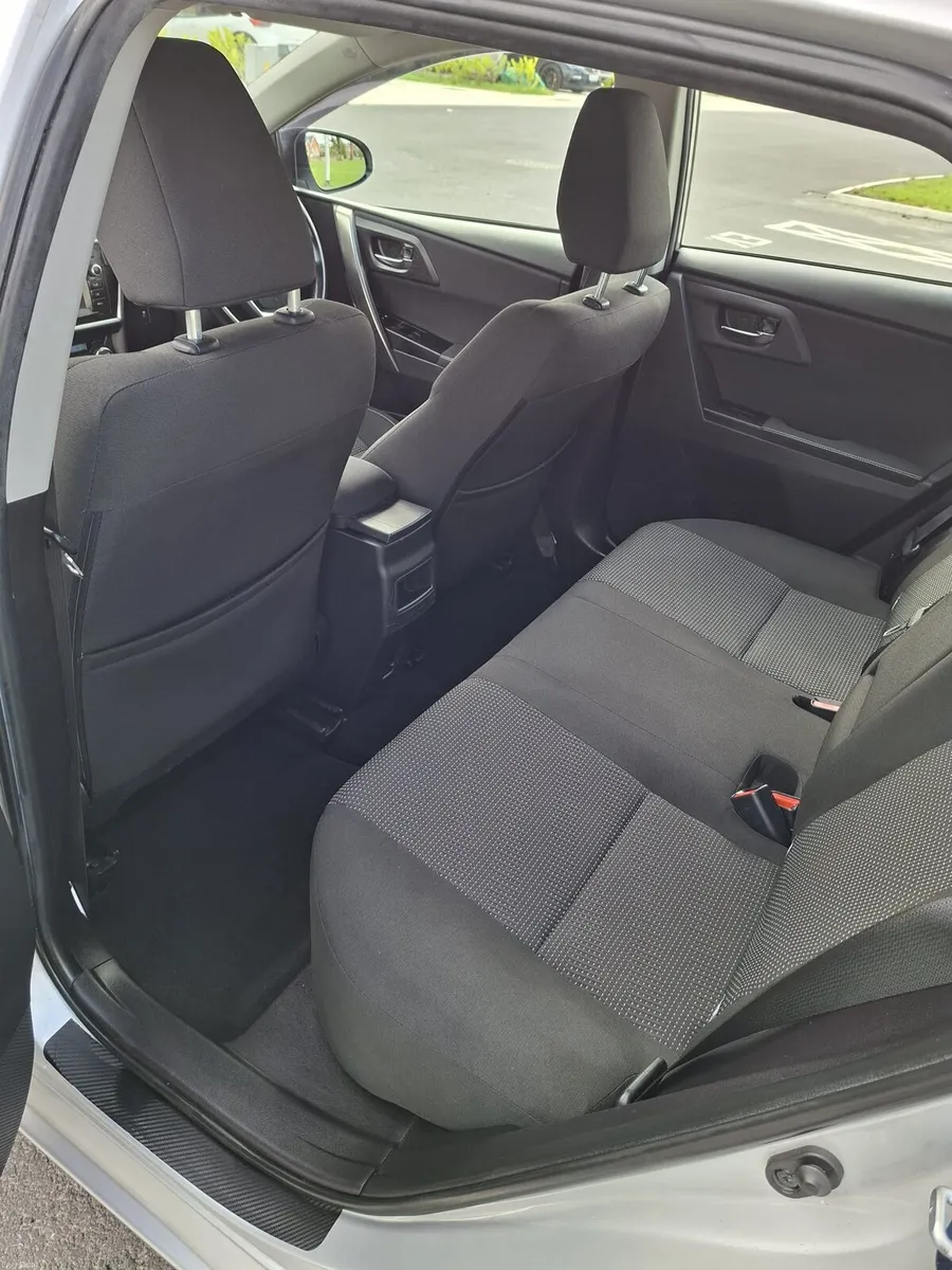 Toyota Auris 1.6 Automatic 132hp - Image 6