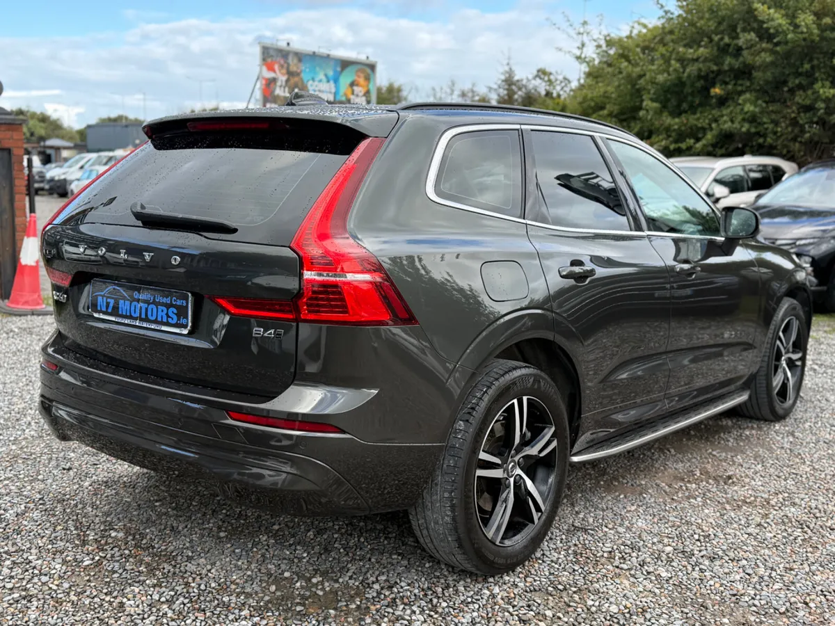 2022 Volvo XC60  B4 D MOMENTUM AUTO - Image 3