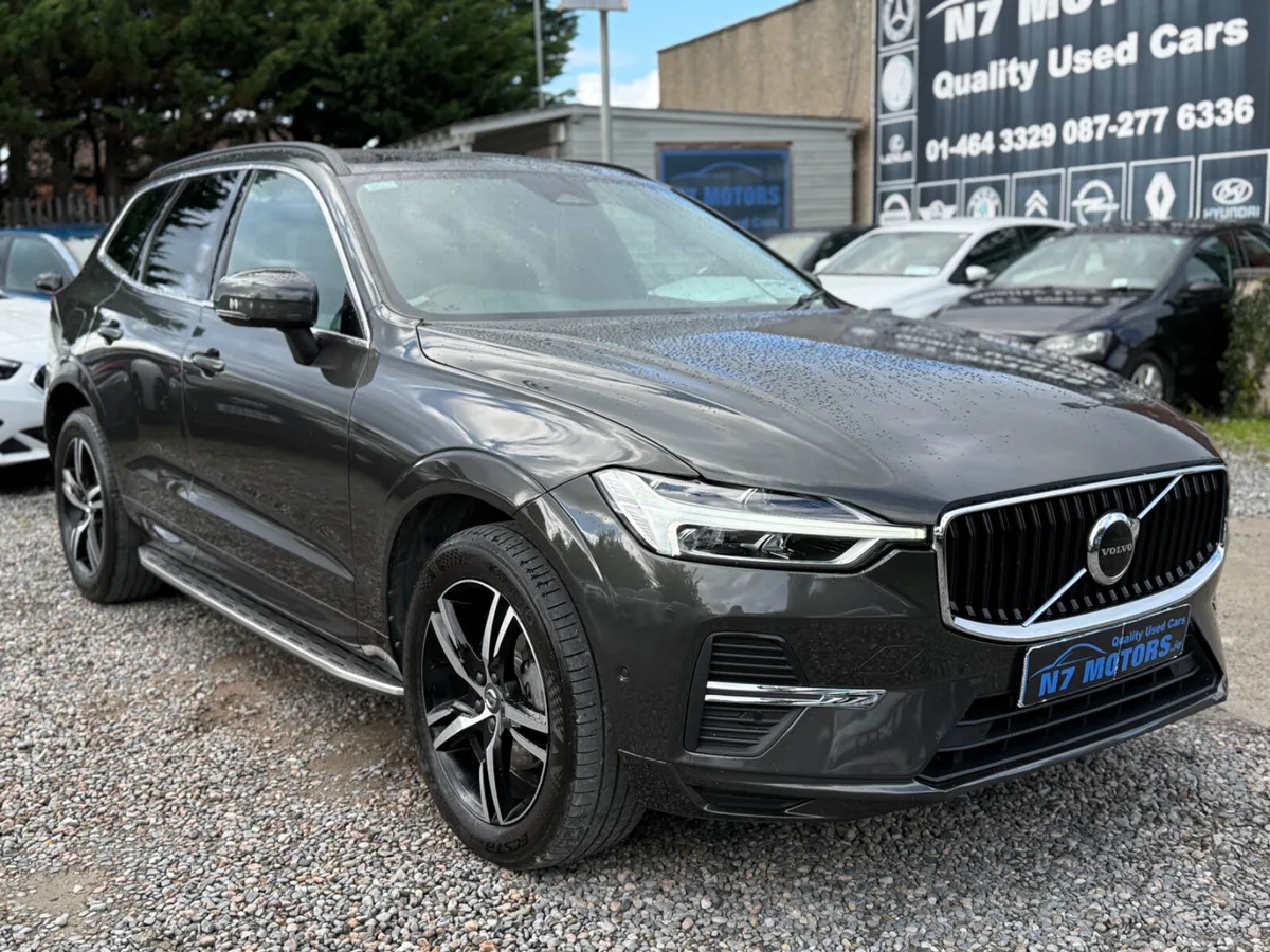 2022 Volvo XC60  B4 D MOMENTUM AUTO - Image 1