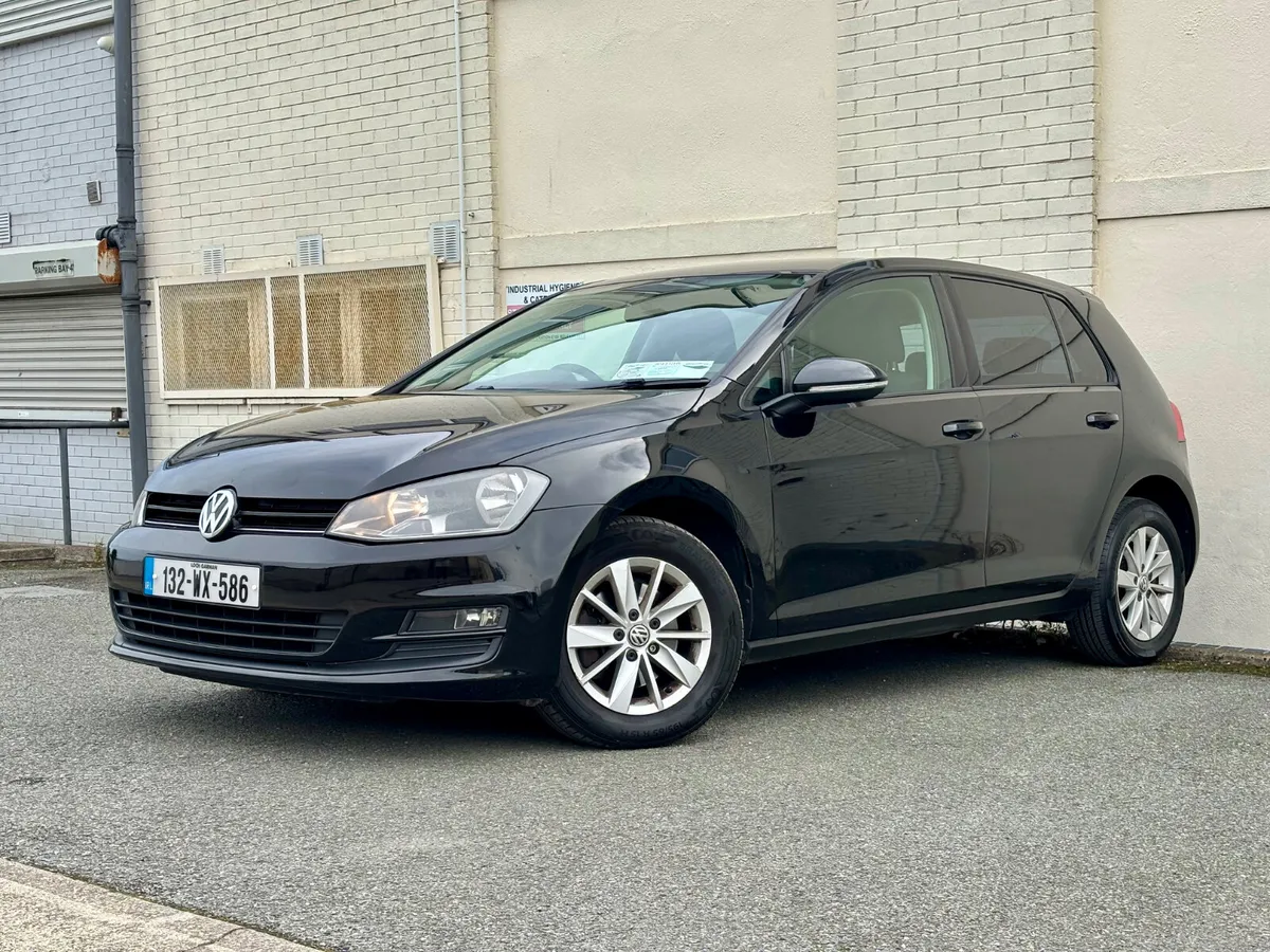 2013 Volkswagen Golf - Image 3