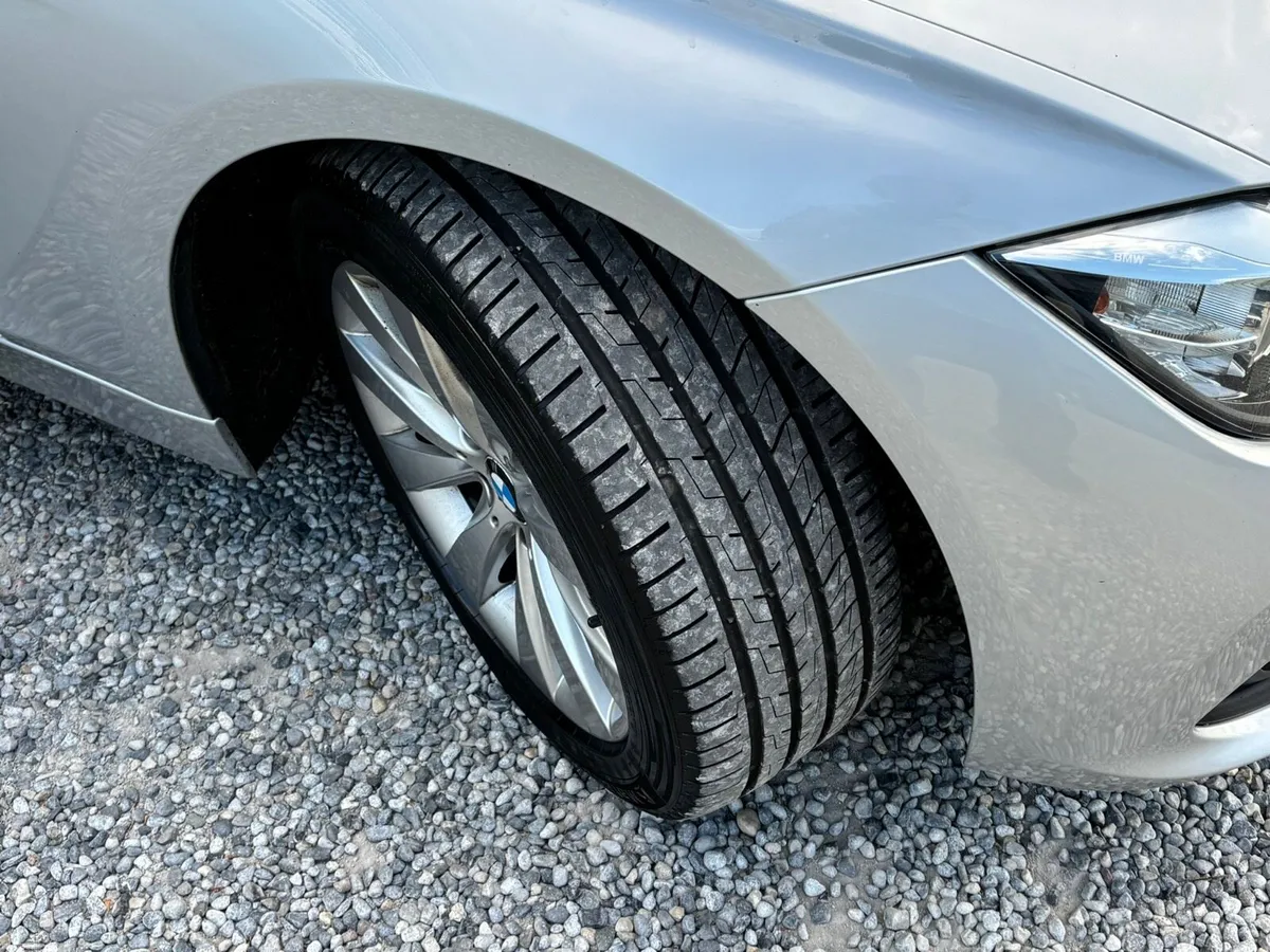Car - Image 4