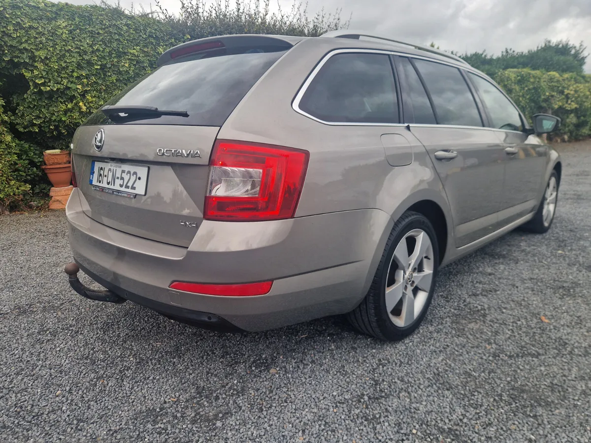 Skoda Octavia 2.0 TDI 4X4 2016 - Image 4