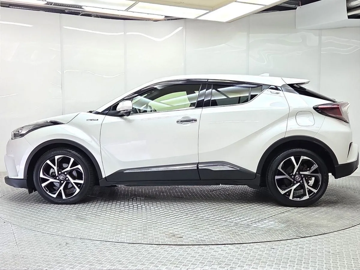 Toyota C-HR G LED Edition Hybrid - Image 5