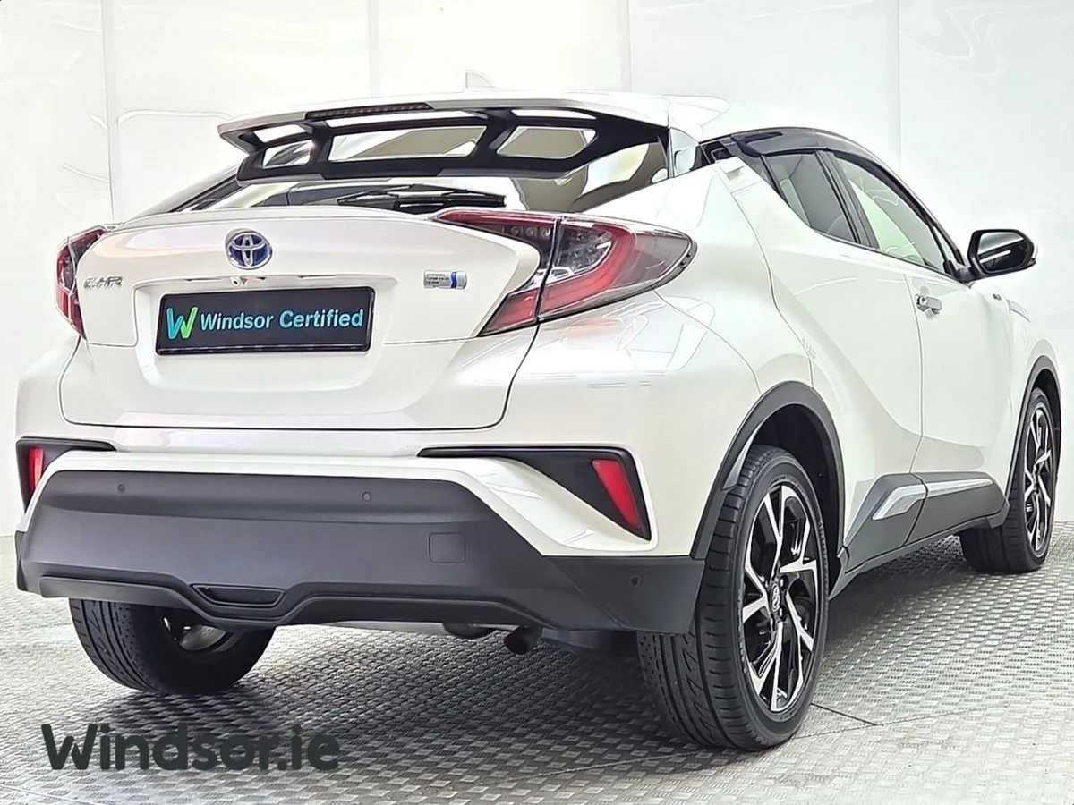 Toyota C-HR G LED Edition Hybrid - Image 2