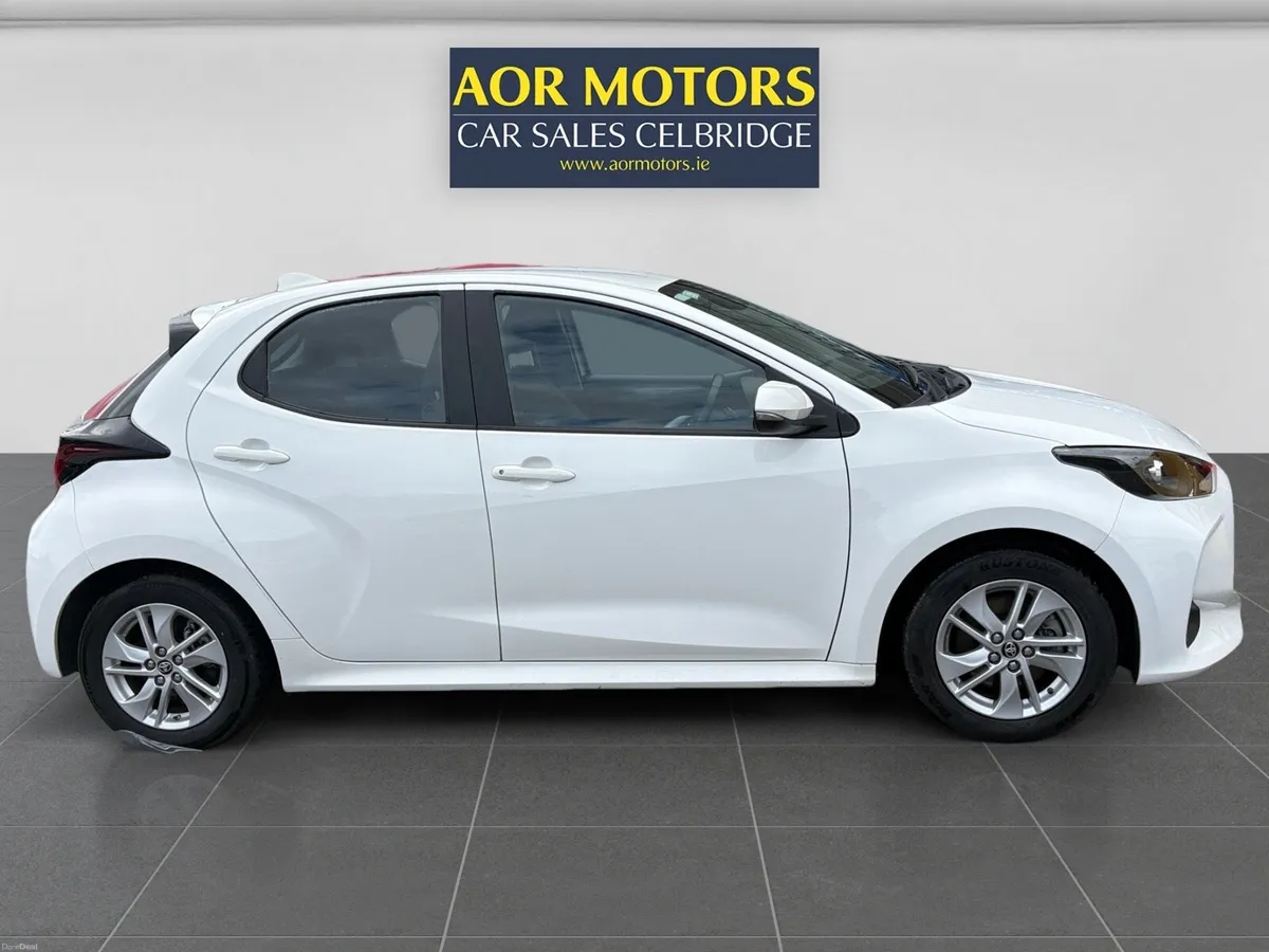 Toyota Yaris 2023 Hybrid Irish - Image 6