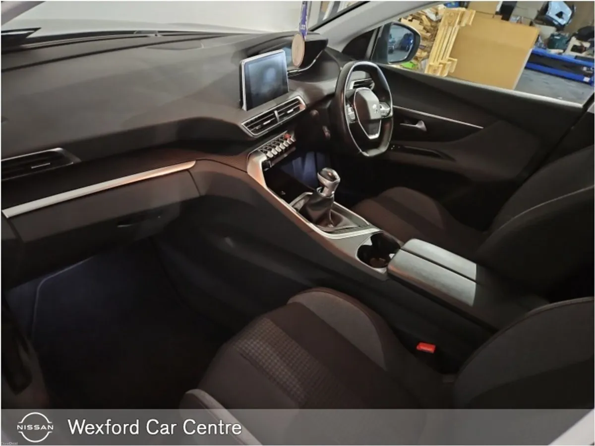 Peugeot 3008 1.2 PureTech 130bhp Active - Image 6