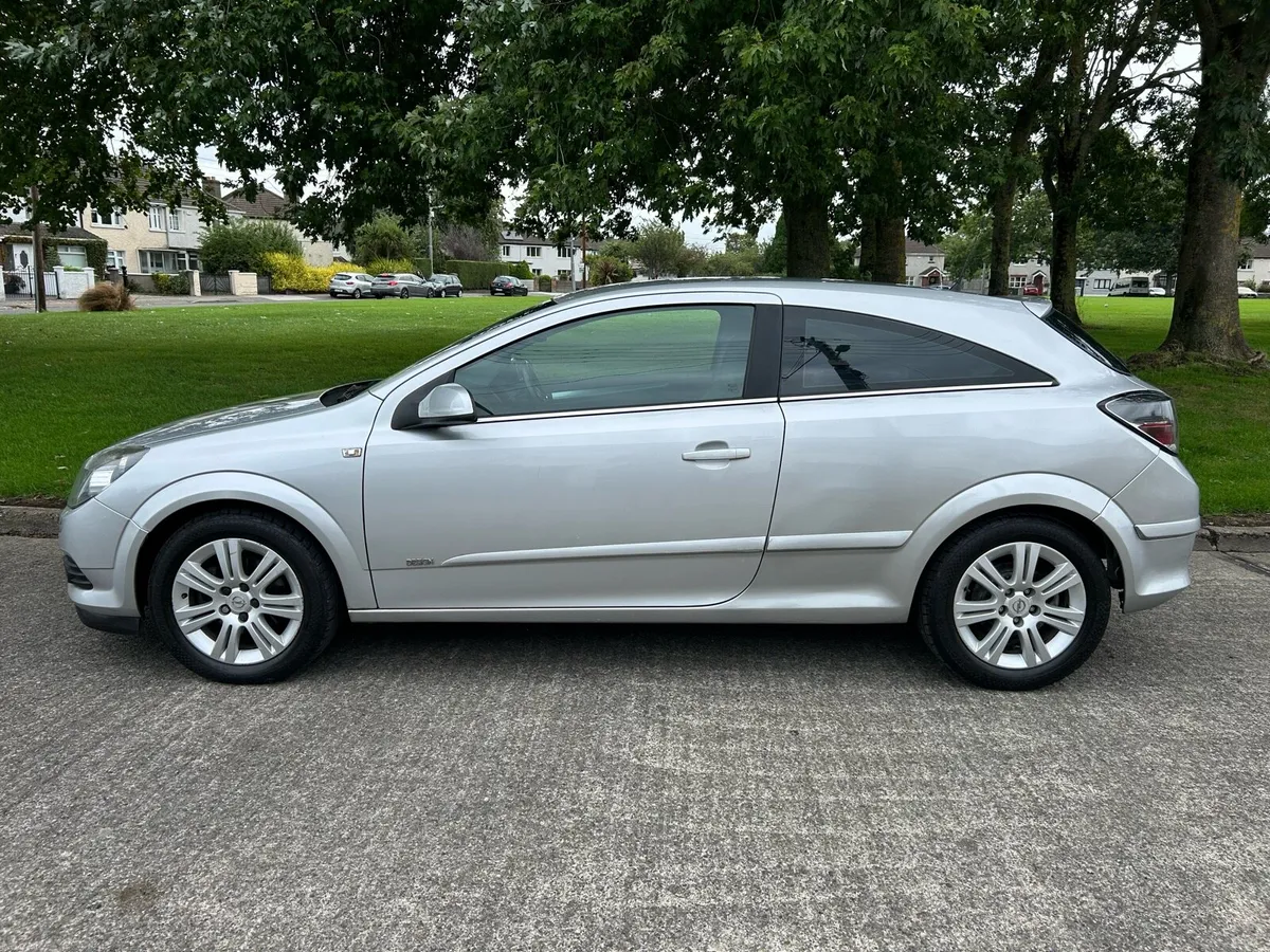 2010 Opel Astra 1.4 Sport Design // New NCT - Image 4