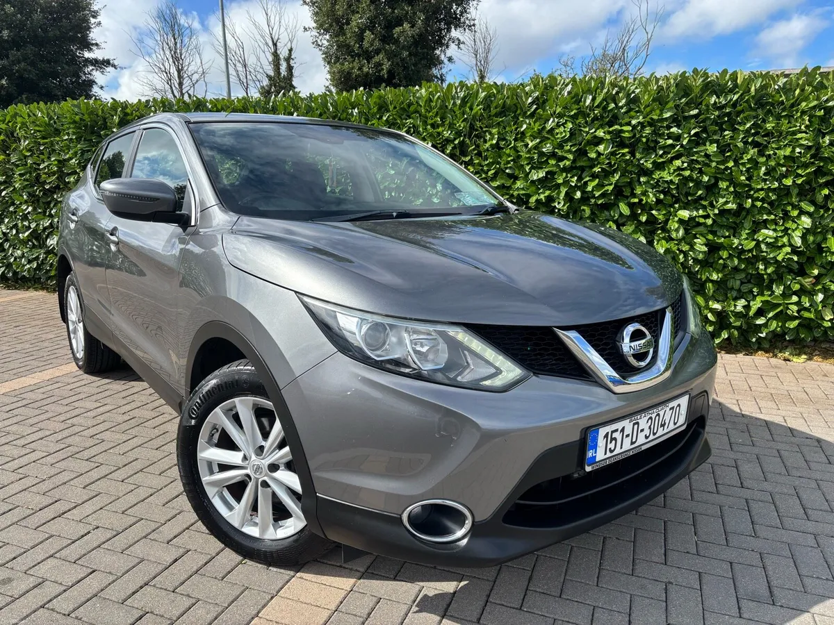 NISSAN QASHQAI 1.2 PETROL AUTO 1 OWNER SINCE NEW - Image 2