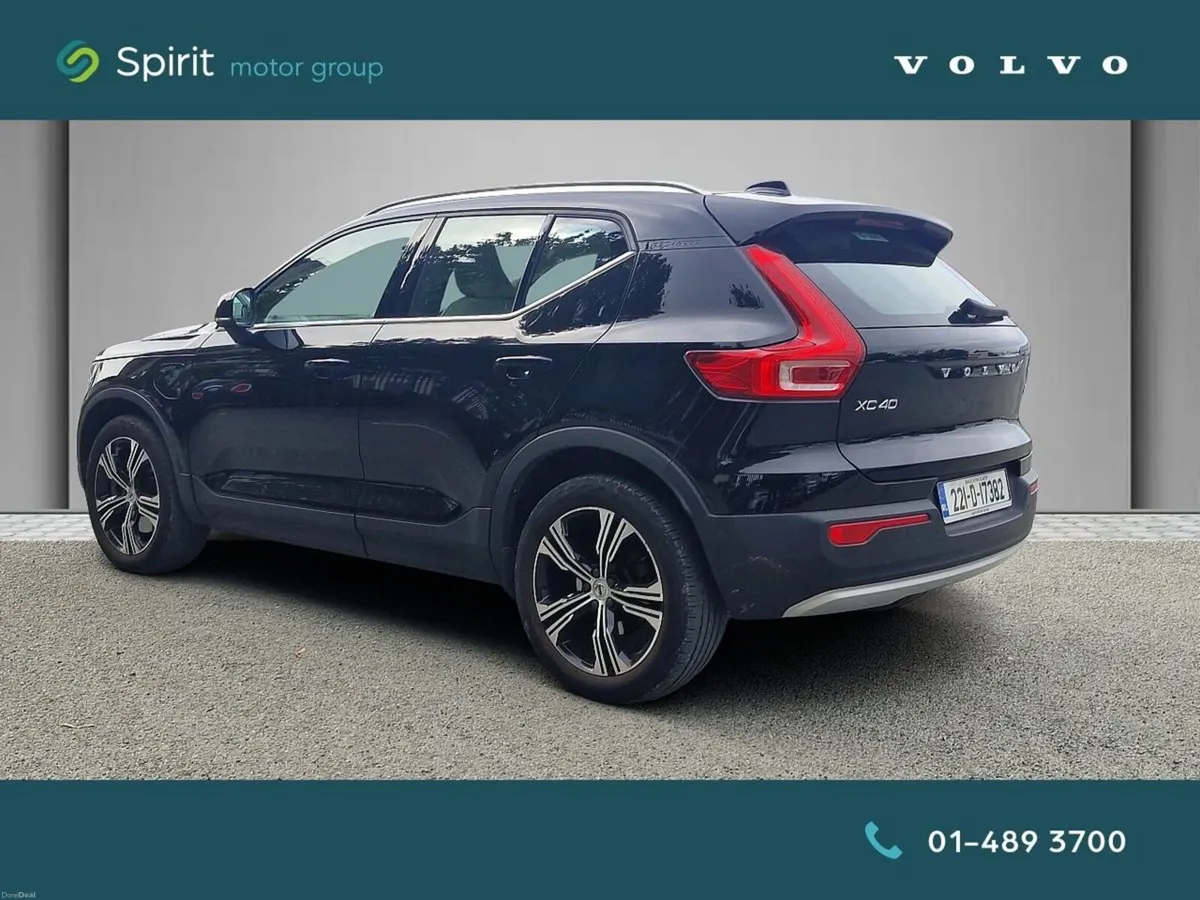 Volvo XC40 T4 Inscription Plug In Hybrid - Image 2