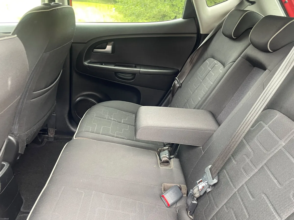 Kia Venga 2015, cheap insurance, new Nct - Image 5