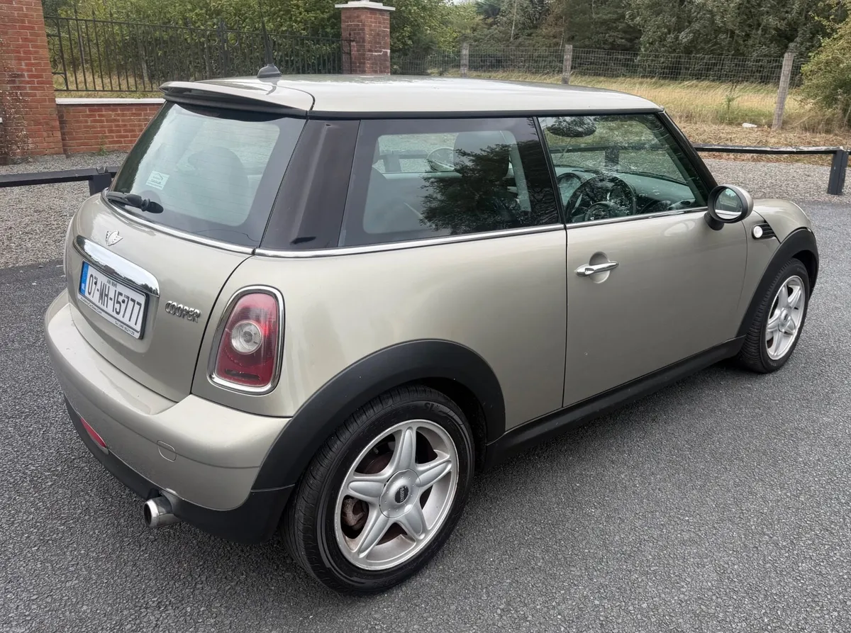 Mini Cooper Low Miles Taxed & Tested - Image 4