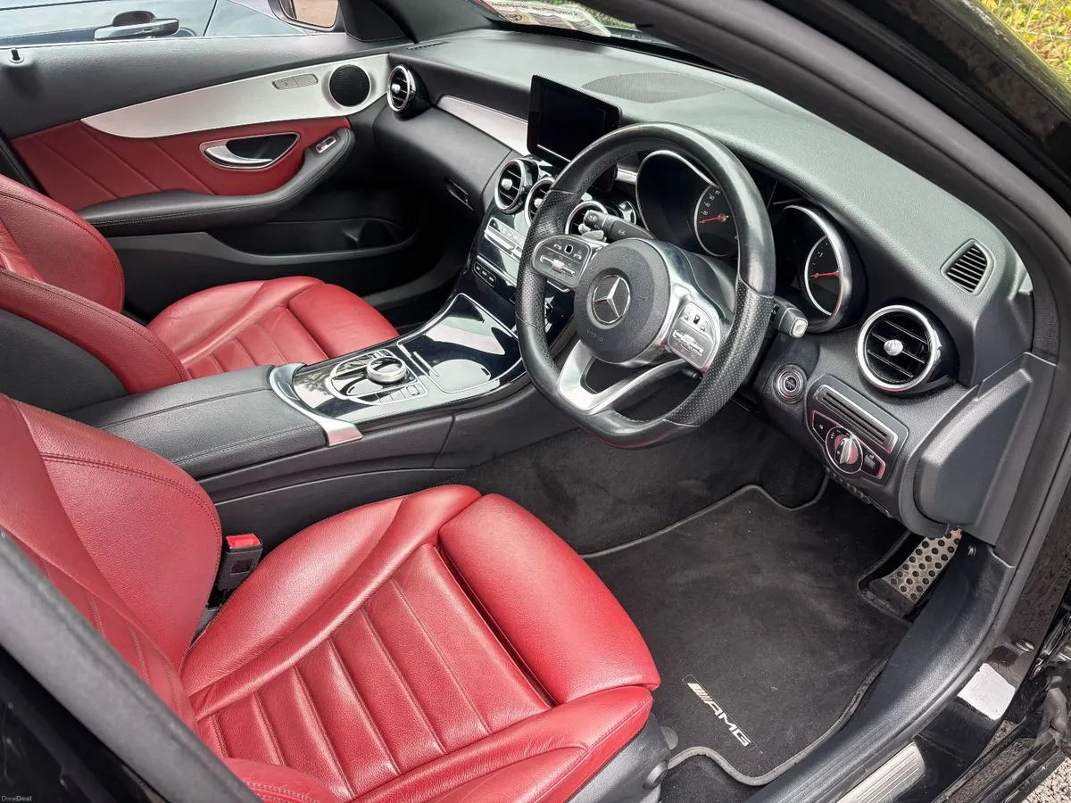 Mercedes-Benz C-Class 2019 AMG Line - Image 5