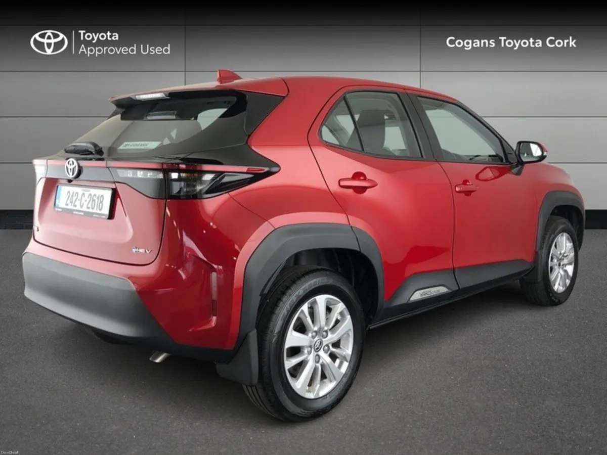 Toyota Yaris Cross YARIS CROSS LUNA - Image 2
